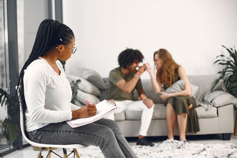 Couples Communication Help: Expert Guide 2026