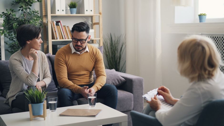 Signs You Need Couples Counseling